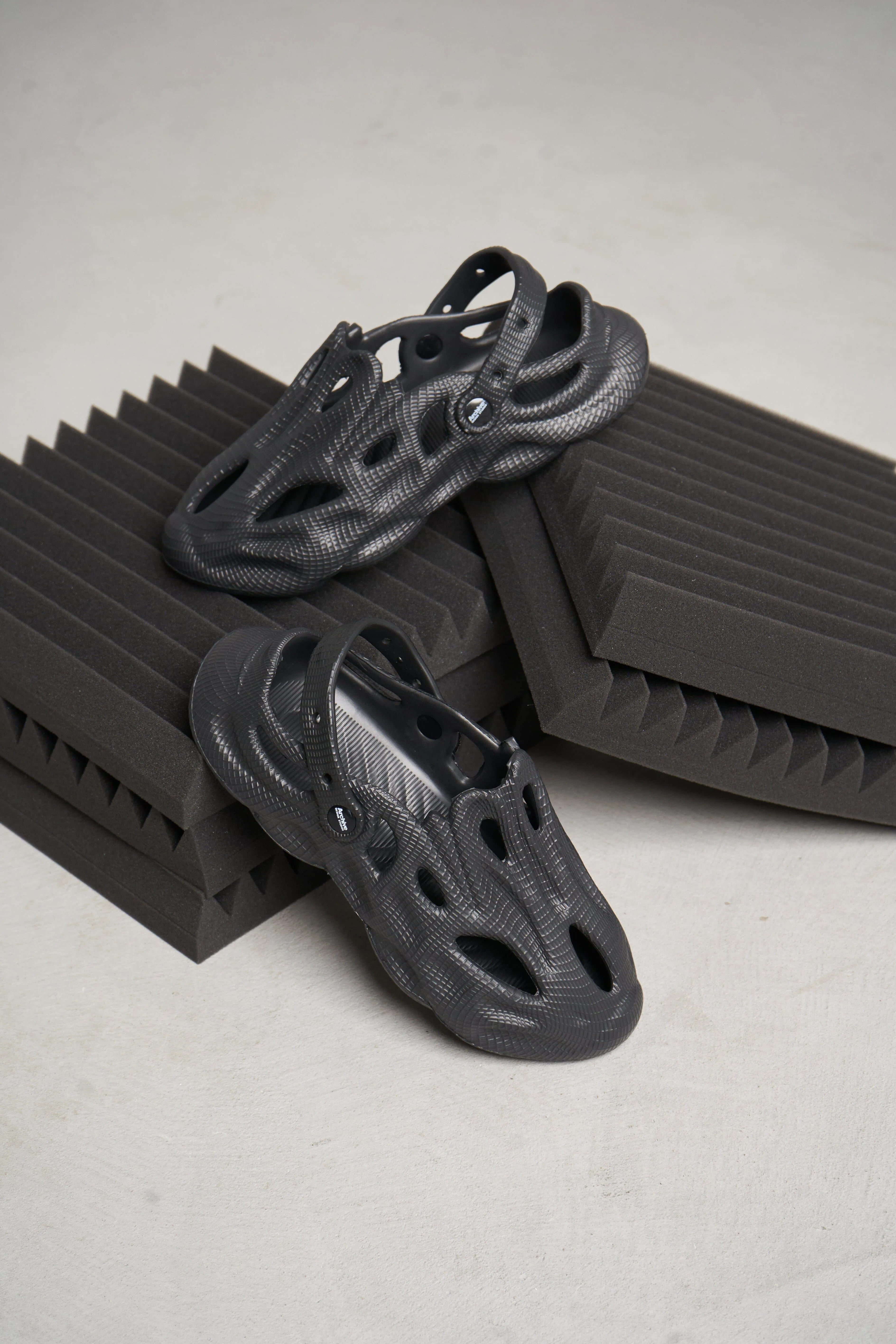 Archive Native Sandals Black