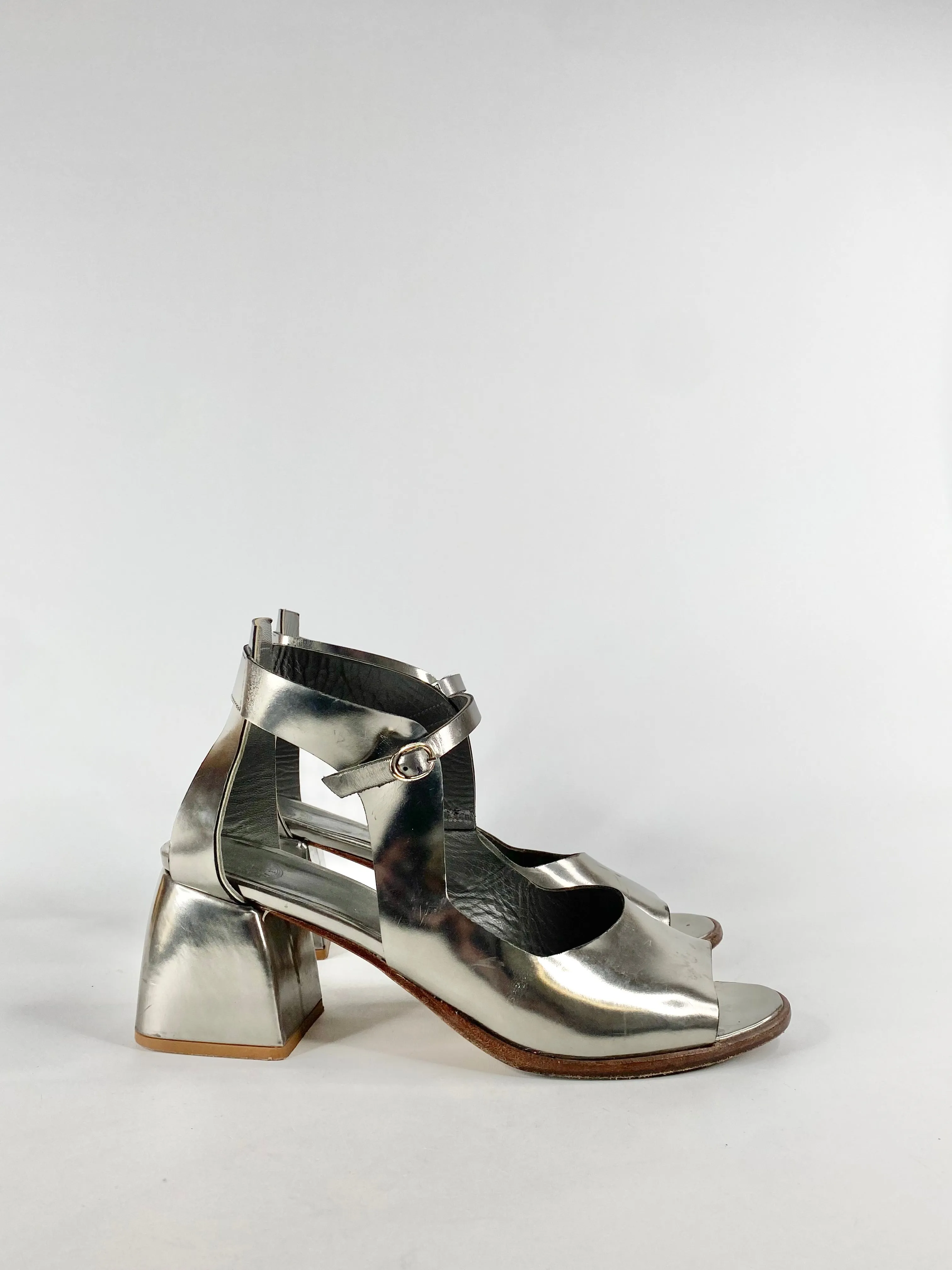 Beau Coops Silver Peep Toe Pumps - EU40