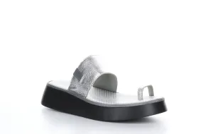 CHEV316FLY Idra Silver Strappy Sandals|CHEV316FLY Sandales �� Brides in Argent