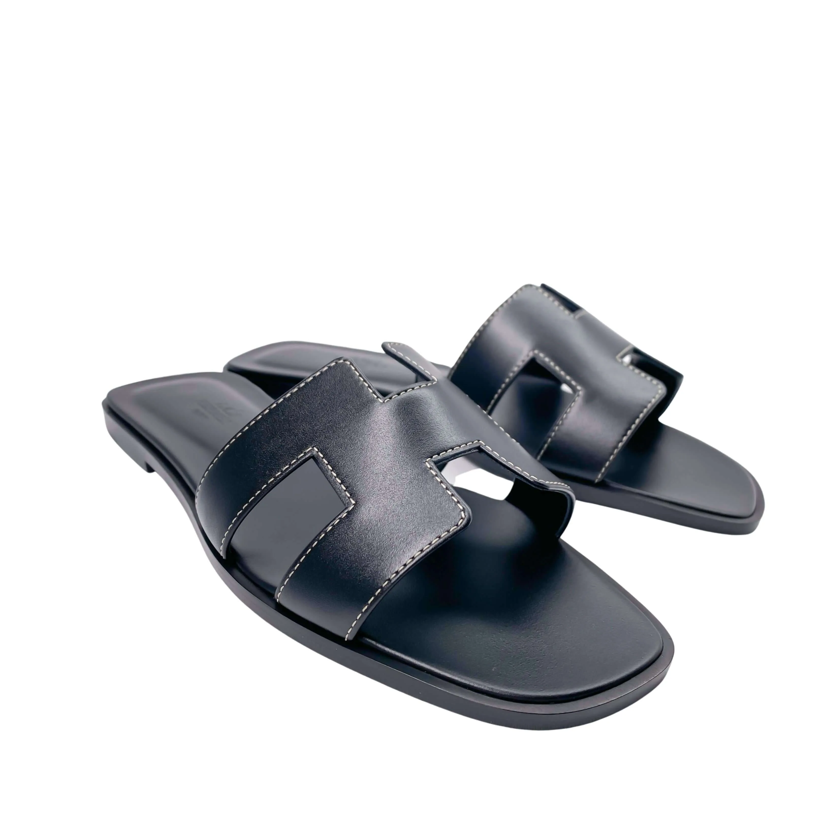Hermès Oran Sandals (black)