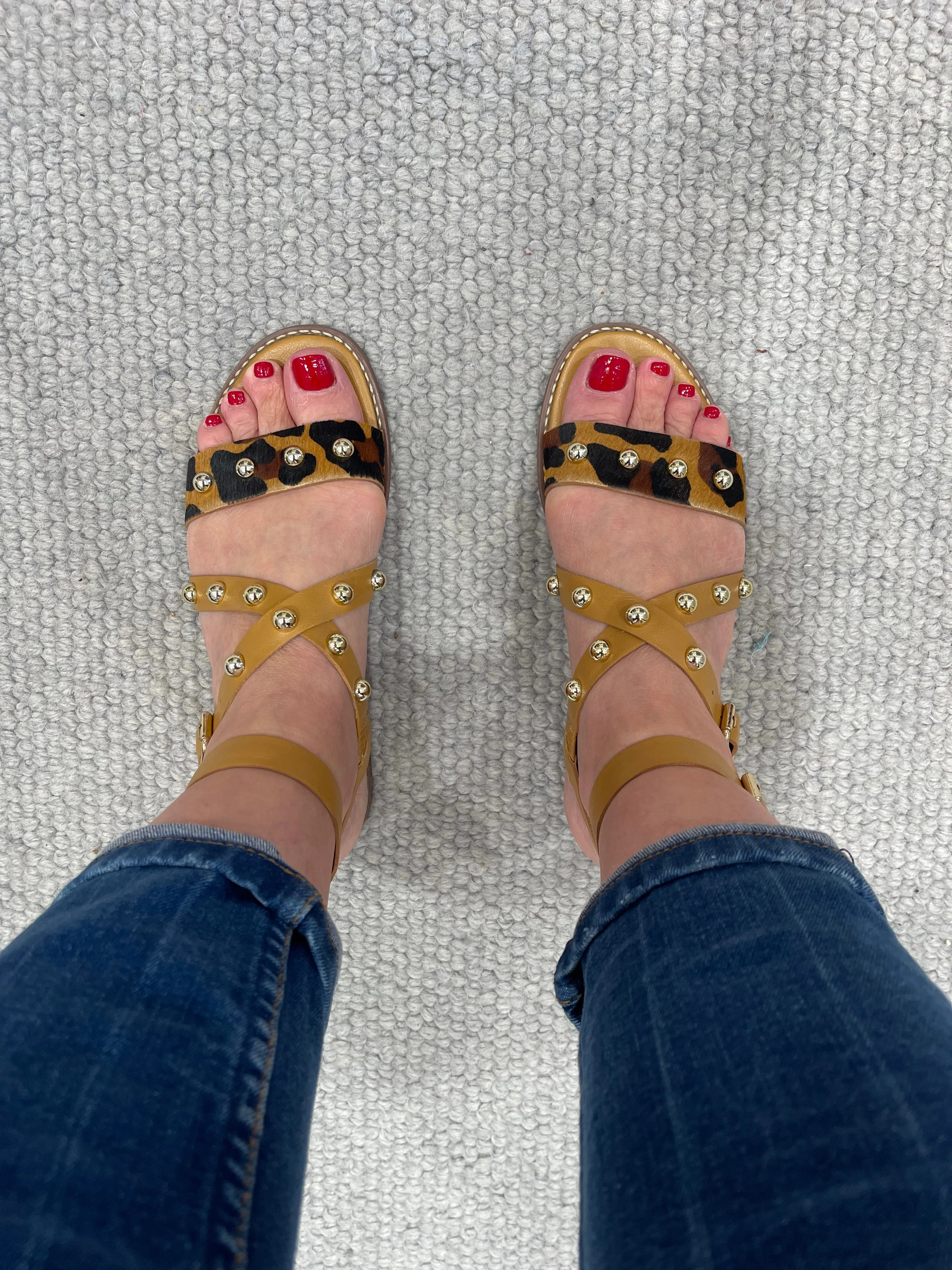 Moema Chloe Cross Over Sandal Camel