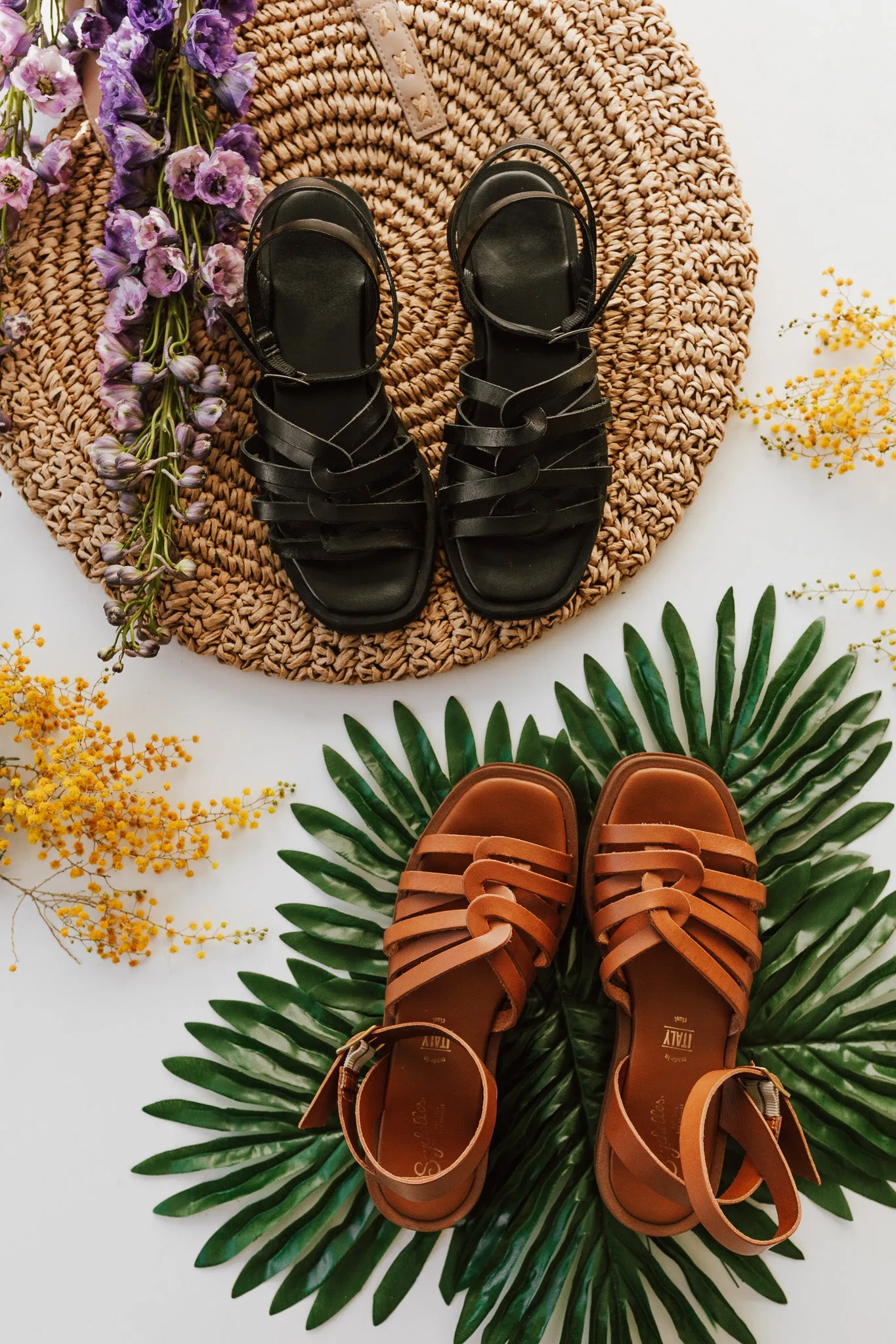 Piper & Scoot x Seychelles: Mallory Sandal in Black
