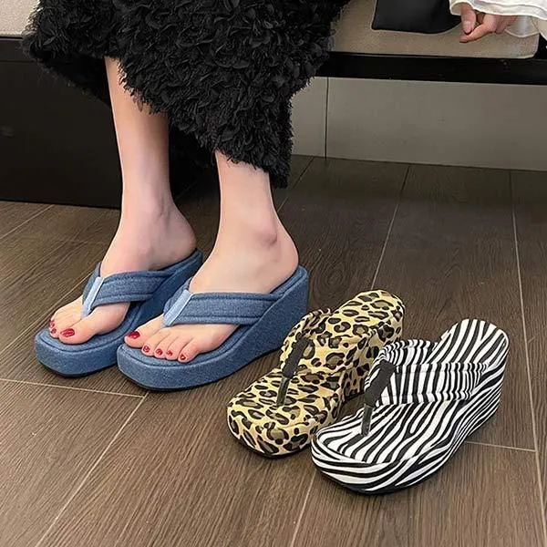 Women's Thick-Soled Slip-On Sandals with Toe Strap and Wedge Heel 41499710C